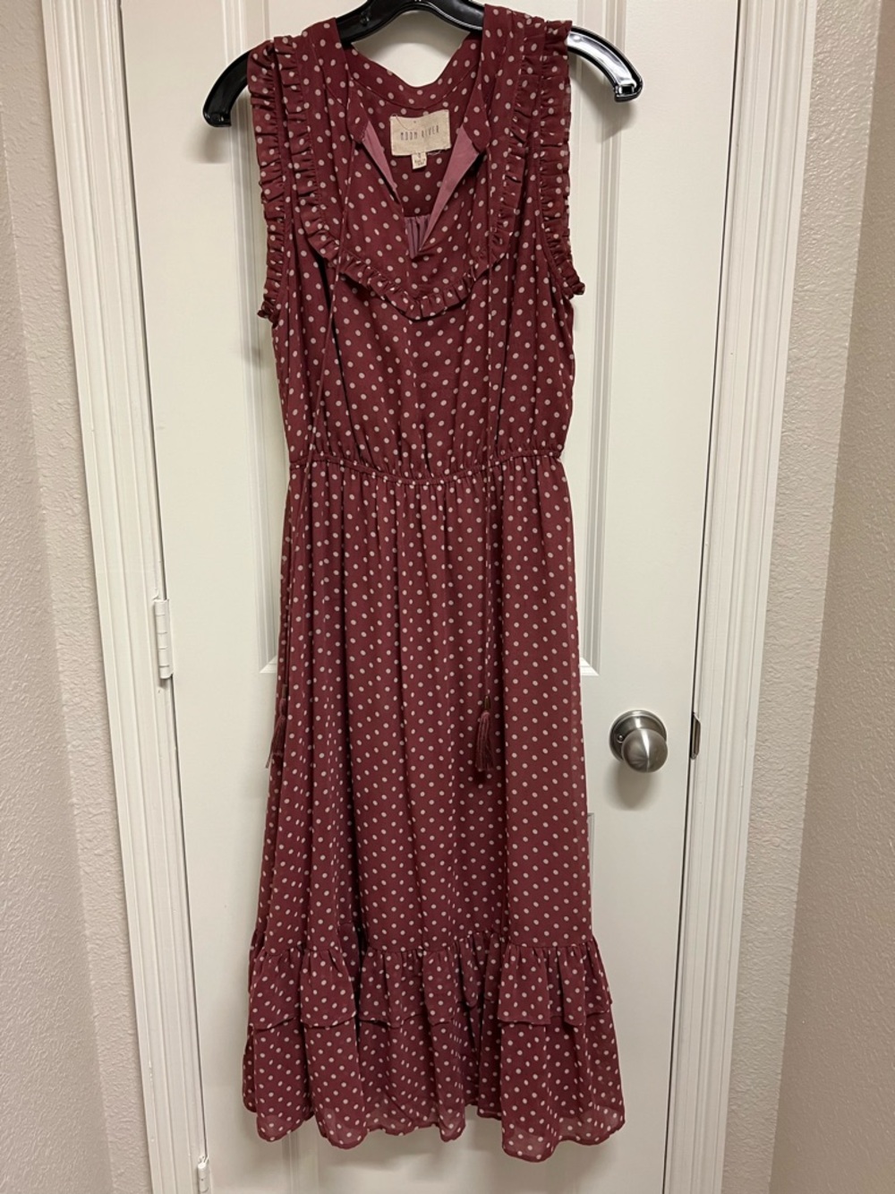 Moon River Midi Mauve Polka Dot Dress Tired Ruffle Cottage Accents - Size Med
